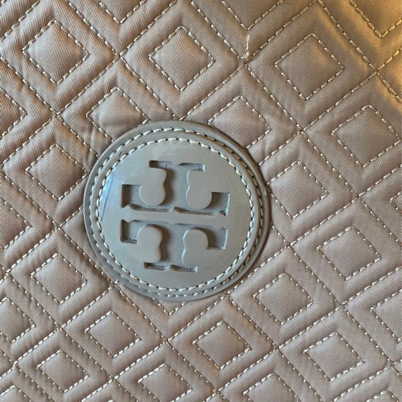 Tory burch tote - Picture 3 of 11